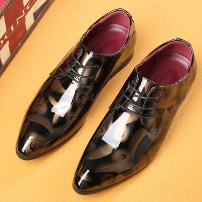 Luksusowe męskie oksfordy Retro wzór kwiatowy Męskie buty wizytowe Moda Sznurowane płaskie Wysoka jakość Buty biznesowe męskie na imprezę ślubną