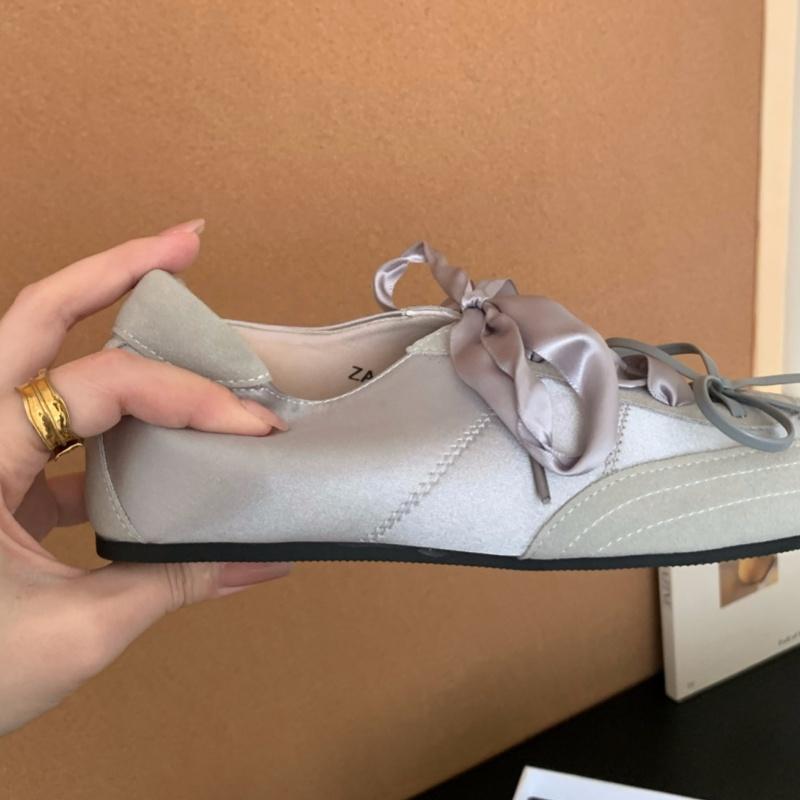 Fashion Mary Janes Fashionable Soft Square Toe Pink Flat Shoes 2025 New Style Satin Ballet Shoes Casual Comfortable Women Sneakers