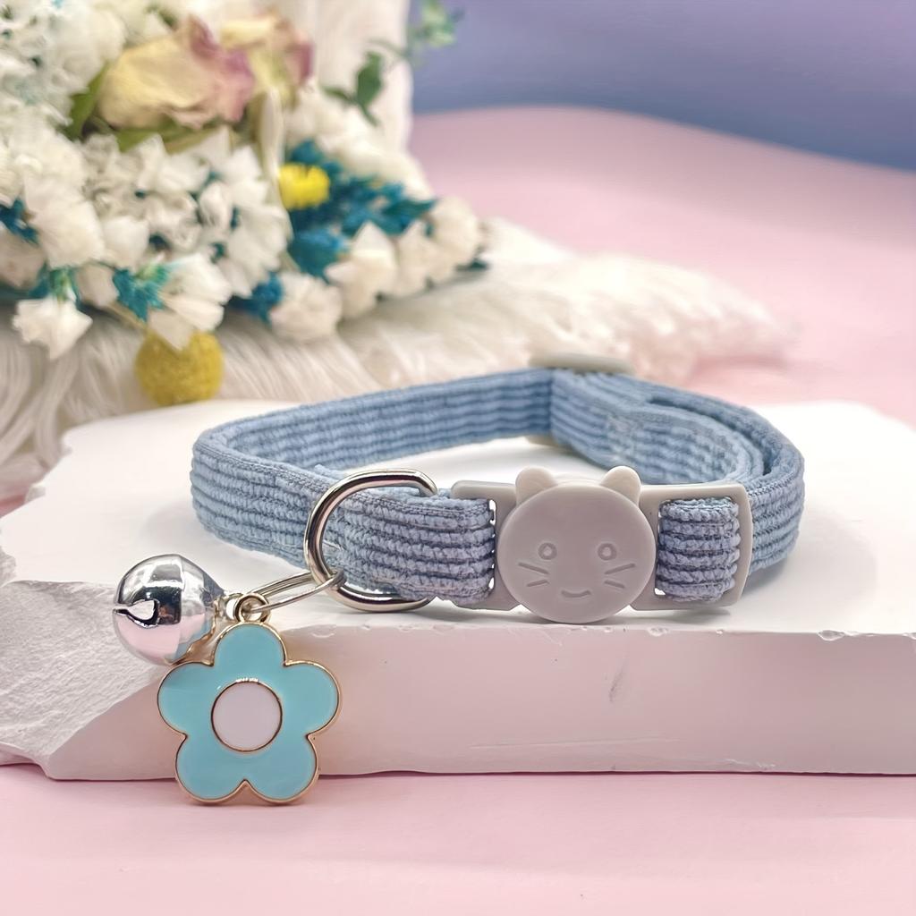 High-value Cat Collar  Flower Pendant Pet Collar Adjustable Safety Buckle Anti-suffocation