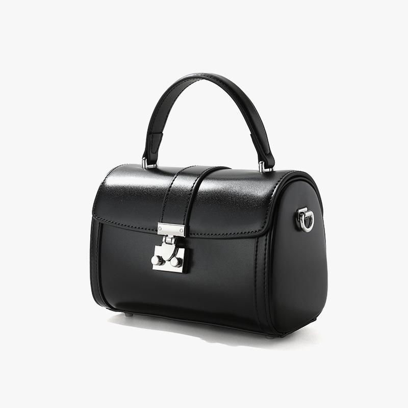 

2025 new high-end saddle bag business commuter handbag fashion trend messenger bag Guangzhou luggage чёрный