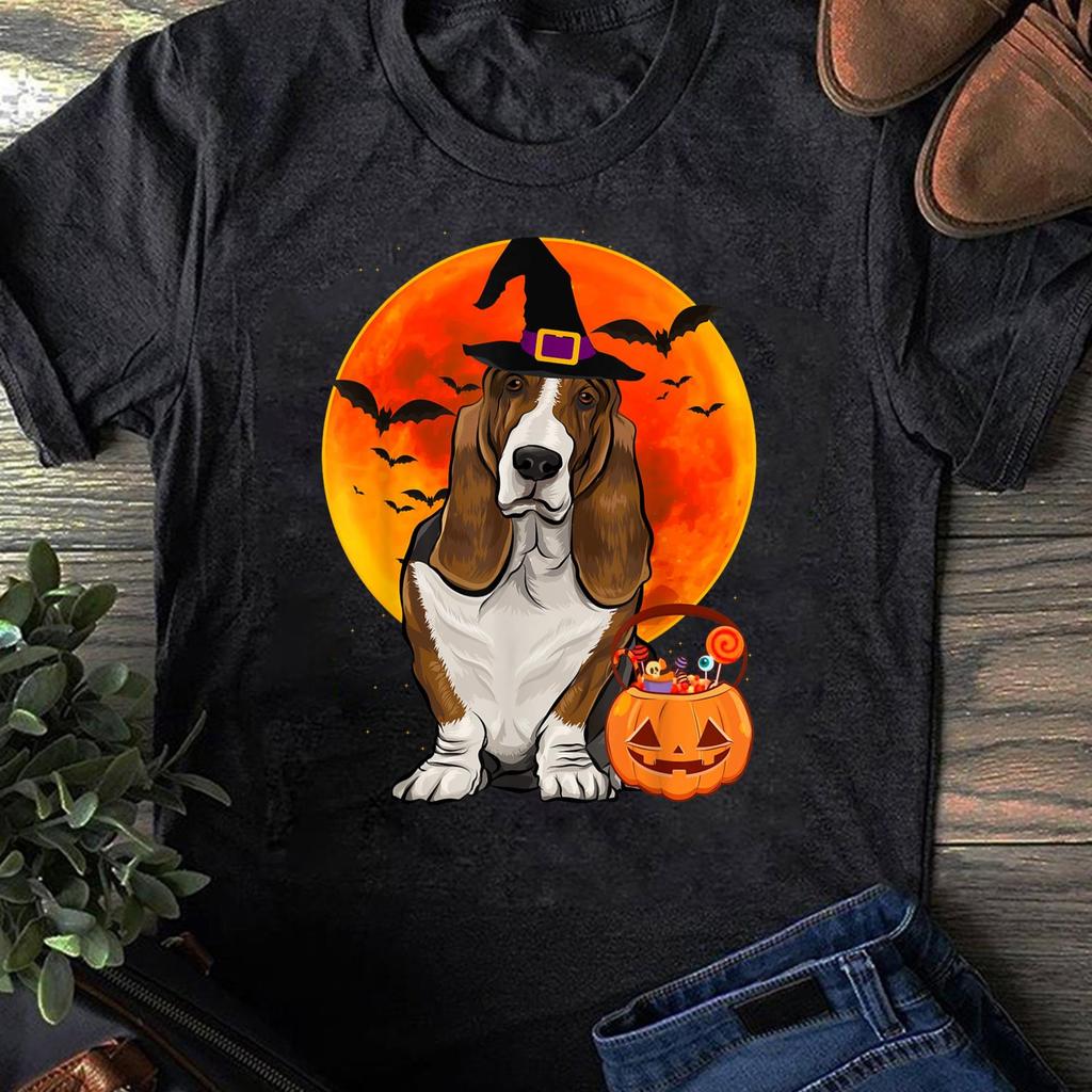 Basset Hound Halloween T-Shirt: Jack O' Lantern Dog Lover Gift