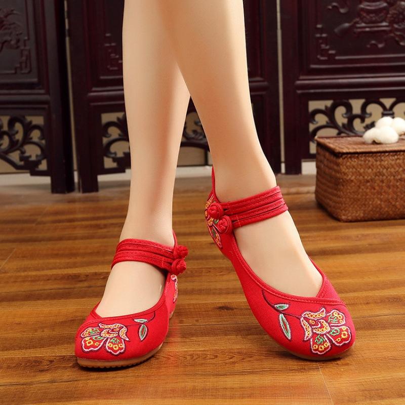 [Five Fingers] Chinese Style Retro Embroidered Hanfu Shoes Embroidered Cloth Shoes Women's Single Shoes Student Shoes Square Dance Shoes