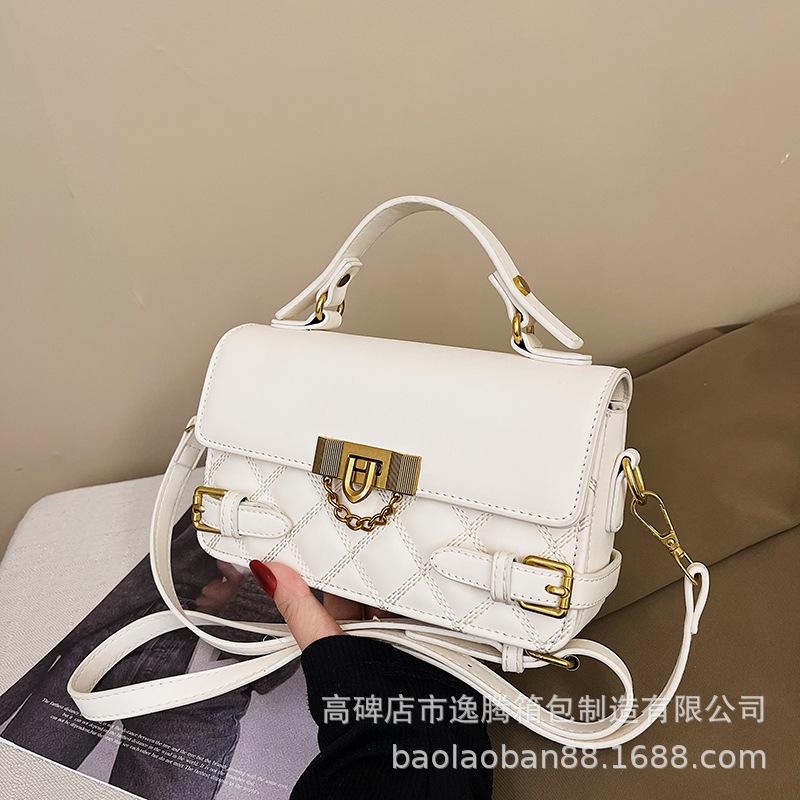 

Bag women s autumn 2024 new fashion design sense niche messenger bag portable women s diamond square bag