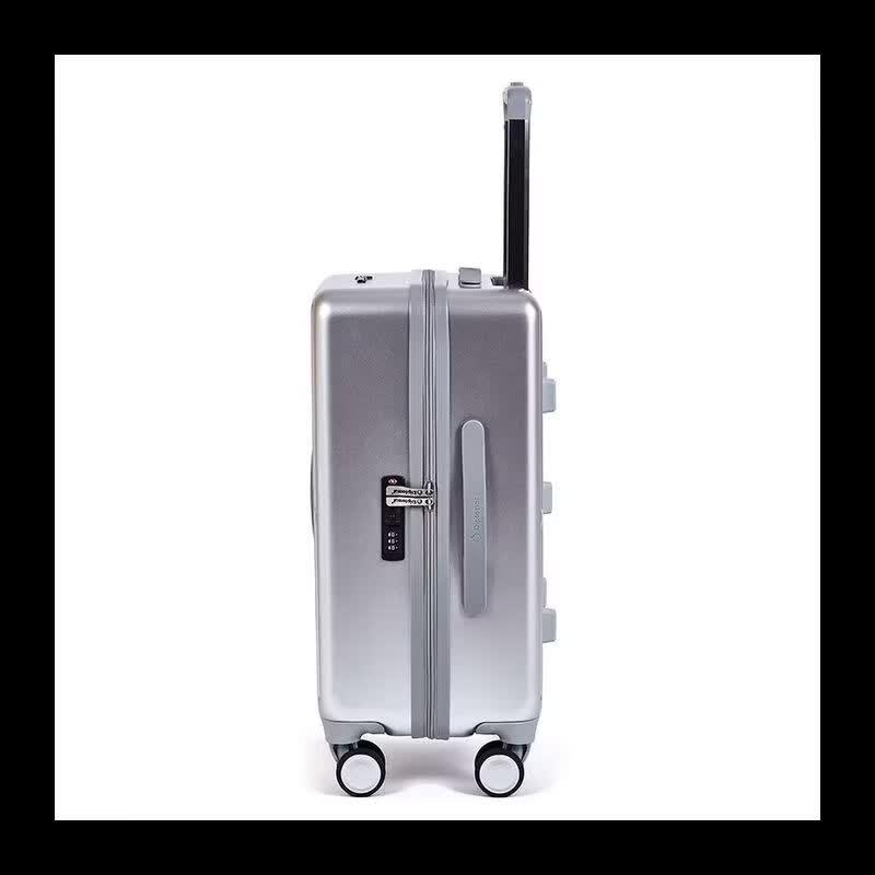 Diplomat DS-1373 Rolling Luggage