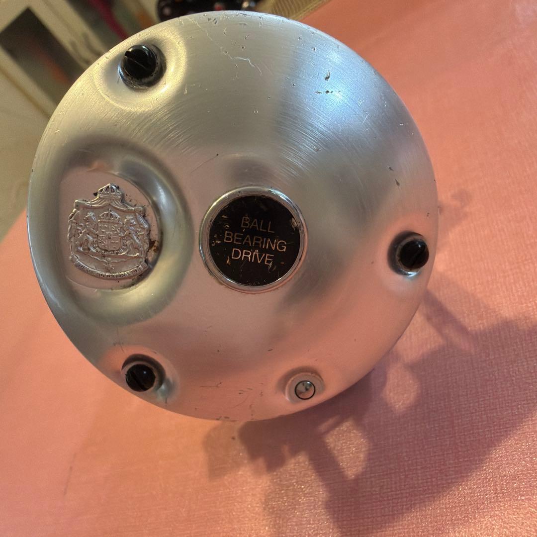 Used Ambassadeur 5500C double shaft reel