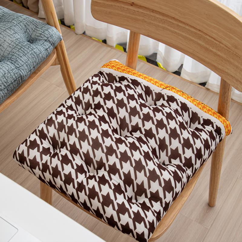 44x44x5cm Chair Thickened Seat Cushion Student Stool Butt Cushion Office Four Seasons Hip Pad Breathable Soft Chair Cushion