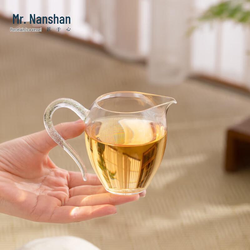 Heat-Resistant Glass Kung Fu Tea Fairness Cup with Handle