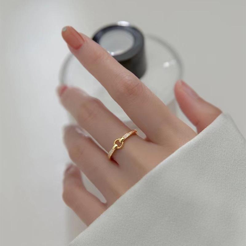 Geometric Round Diamond-Studded Adjustable Women's Ring in Sand Gold – Perfect Gift for Girlfriend or Best Friend