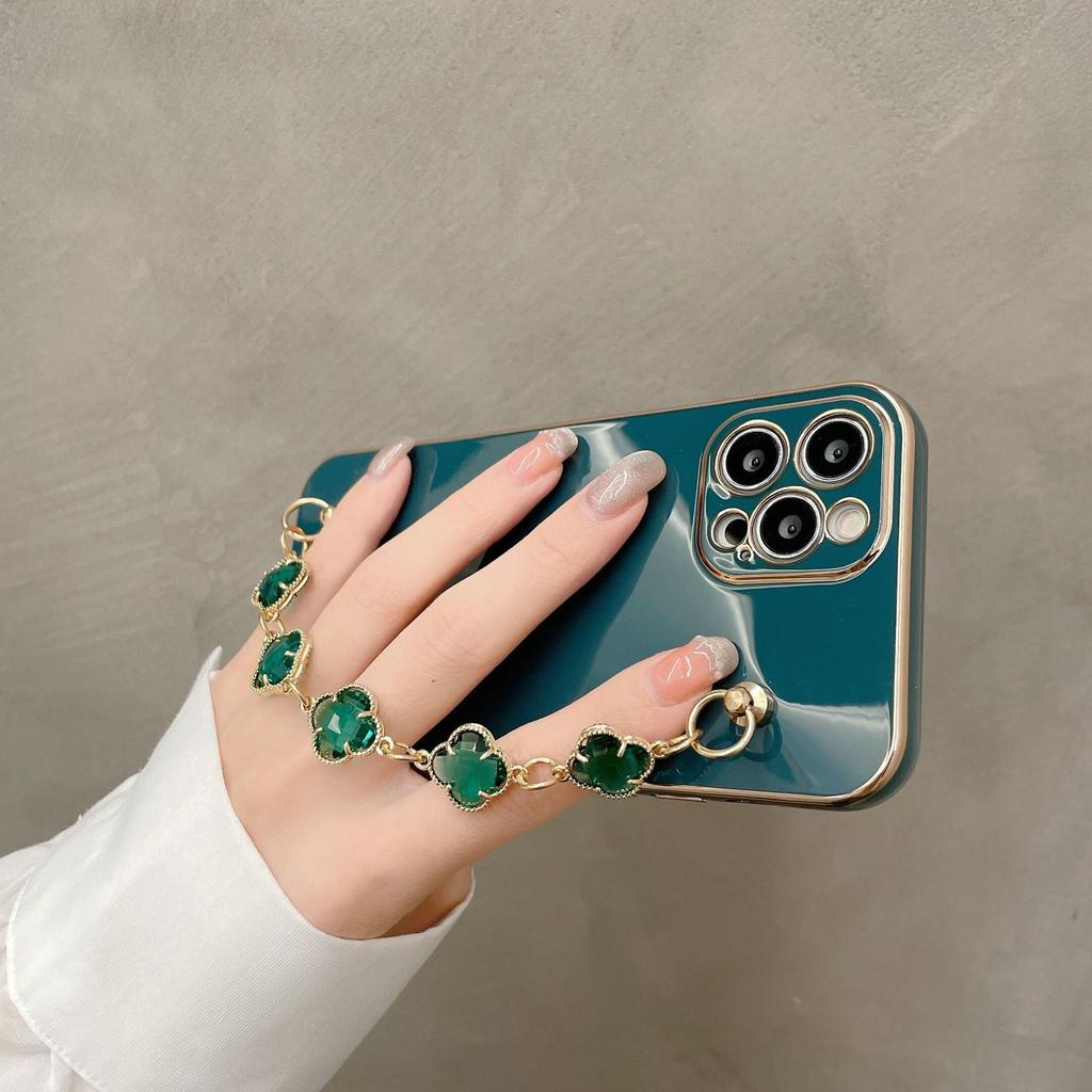 Suitable for iPhone 15 Promax Phone Case, Fashionable Clover Bracelet, 13 Apple 14 Protective Case, 12XS Creative