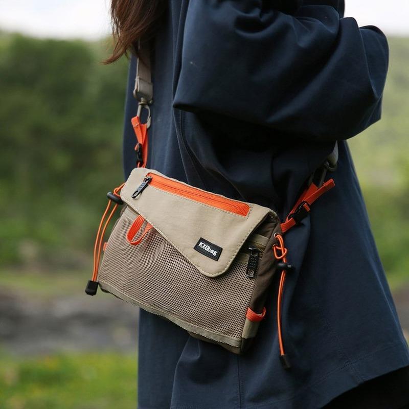 Lightweight Casual Crossbody Bag, Suitable for Men and Women, Perfect for Daily Commuting, Short Outdoor Hiking Trips, Street
