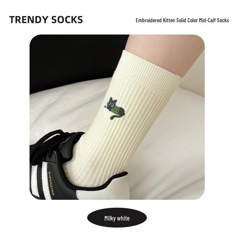 Women s Autumn Mid-Calf Cartoon Embroidery Cotton Socks - Korean Style Scrunch Socks One Size/Fully Packaged/Xinjiang Cotton