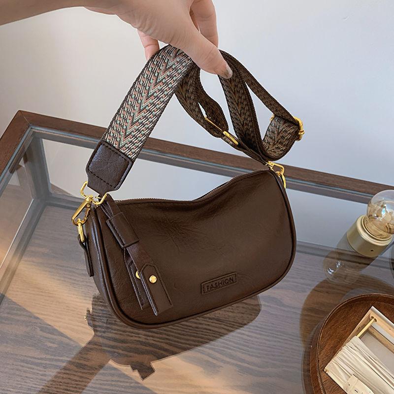 Boston bag women's new high-end baguette shoulder bag is popular this year, broadband oblique span small pillow