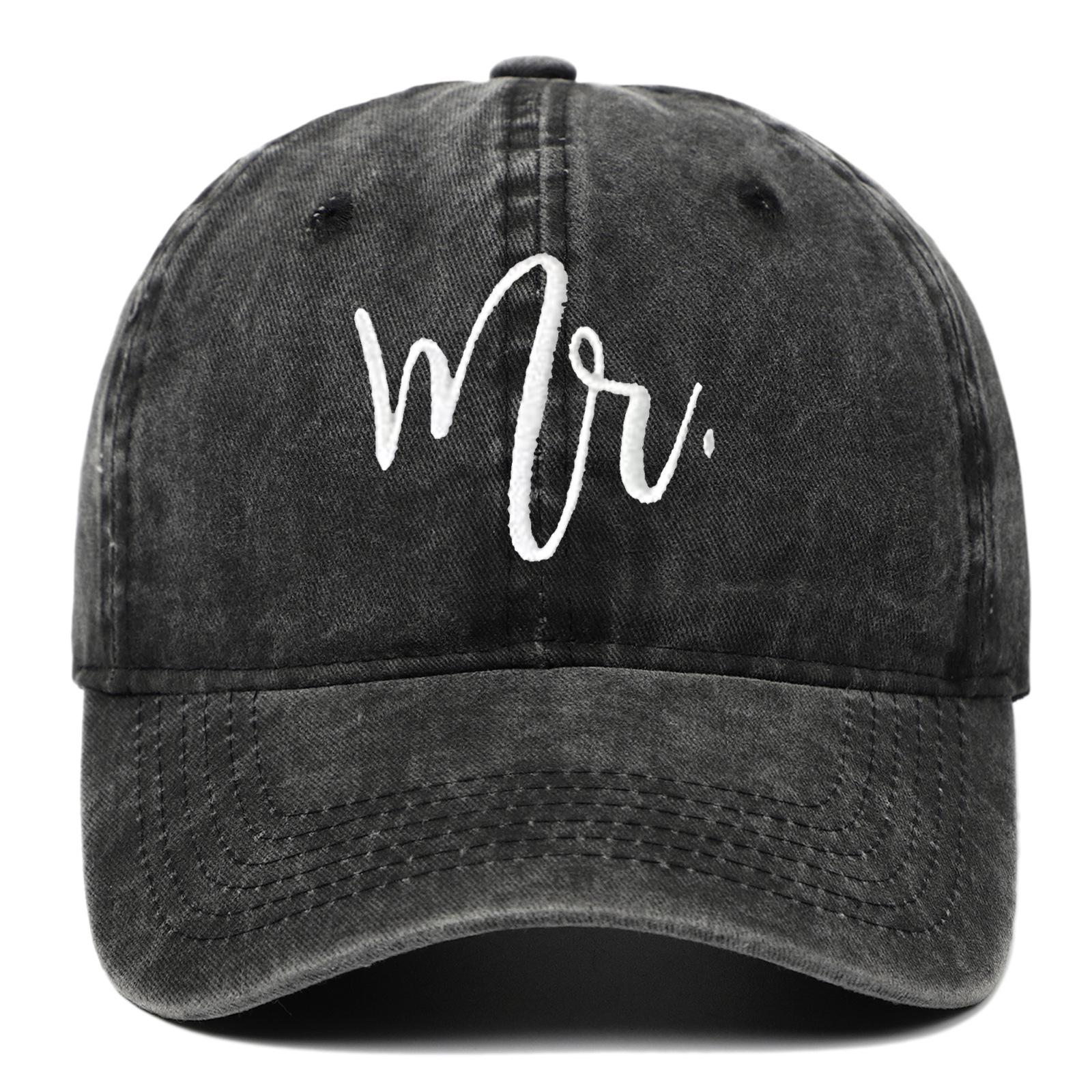 

2022 Retro Distressed Mr & Mrs Embroidered Baseball Cap Adjustable