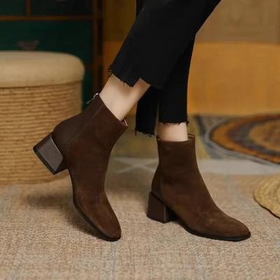 Iarna 2024 Cizme noi de moda pentru femei Pantofi retro din piele intoarsa usoare Cizme cu toc gros, cu fermoar la spate Pantofi casual confortabili pentru femei