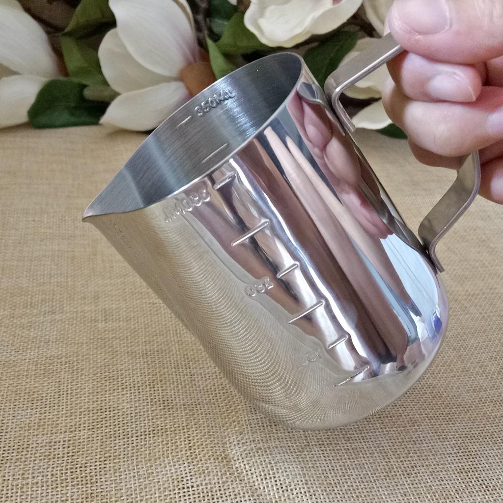 Multi Purpose Milk Frothing Pitcher Metal Pour Pot for Candle Material DIY Accessories Soap Making Kitchen Tool