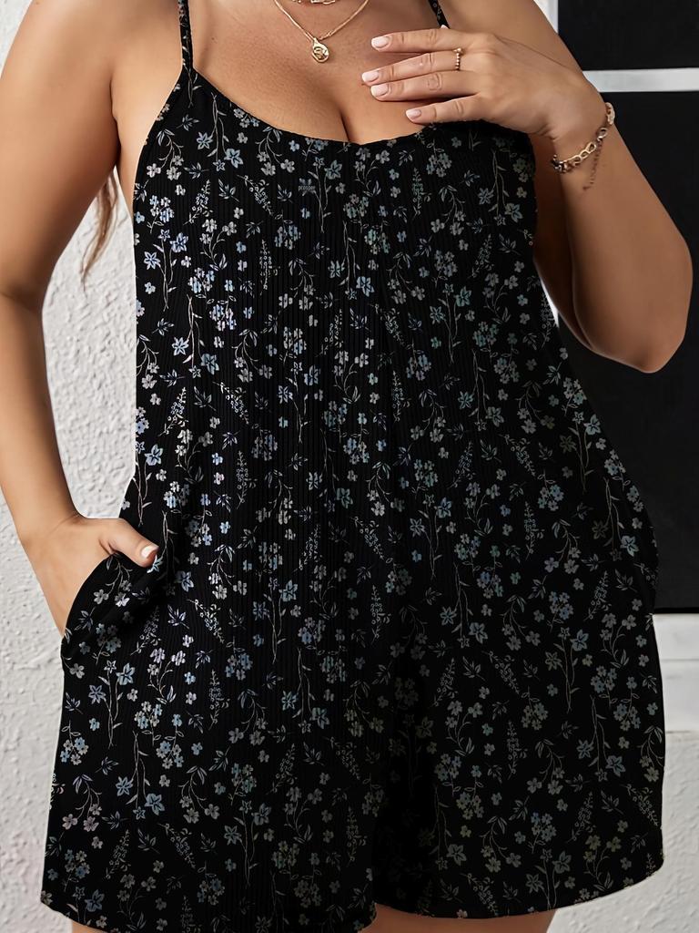 Tuta a pantalone corta in maglia nera floreale taglie forti - Moda estiva per donna