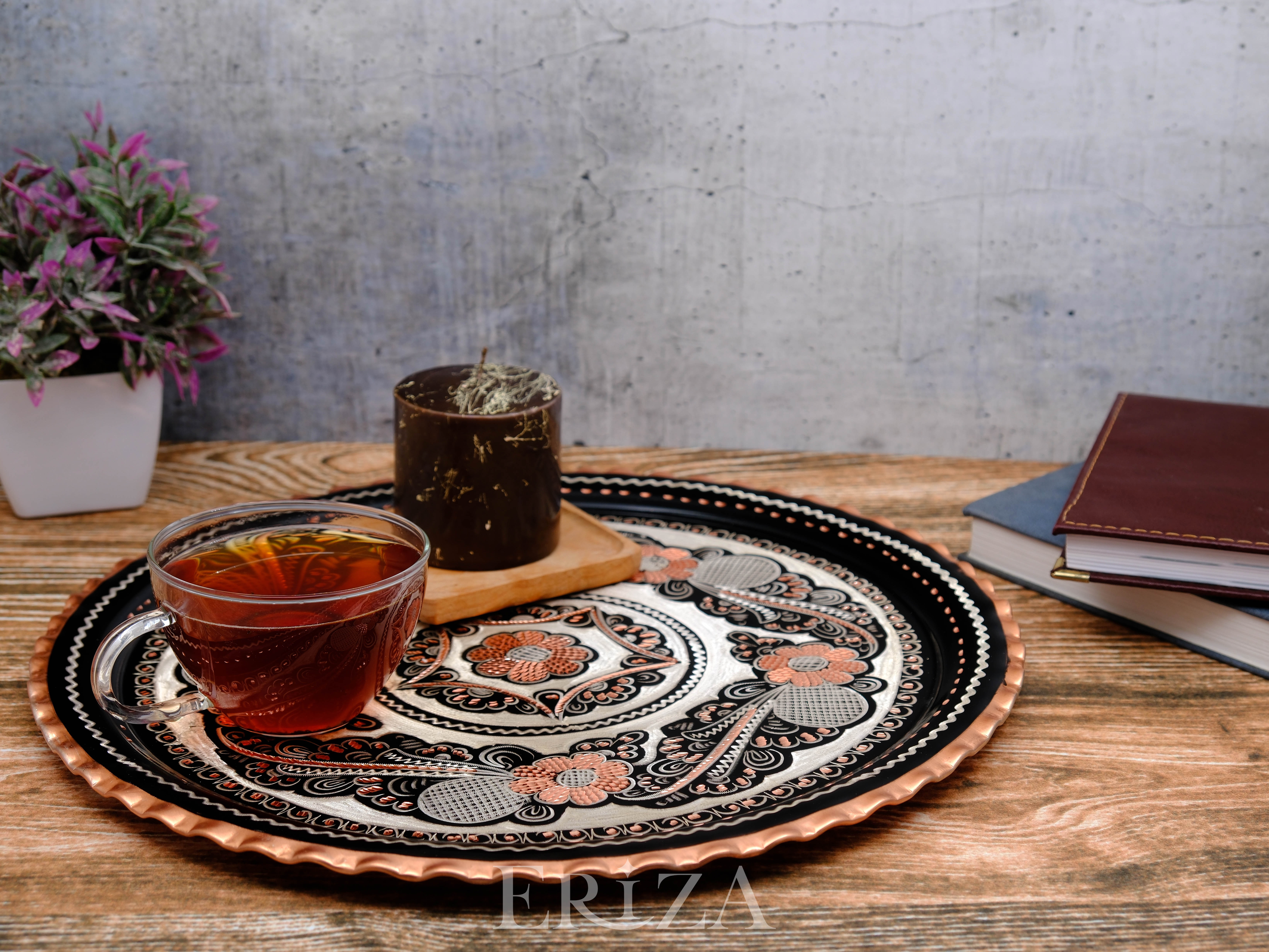 

Handmade Copper Serving Tray NO1 чорний
