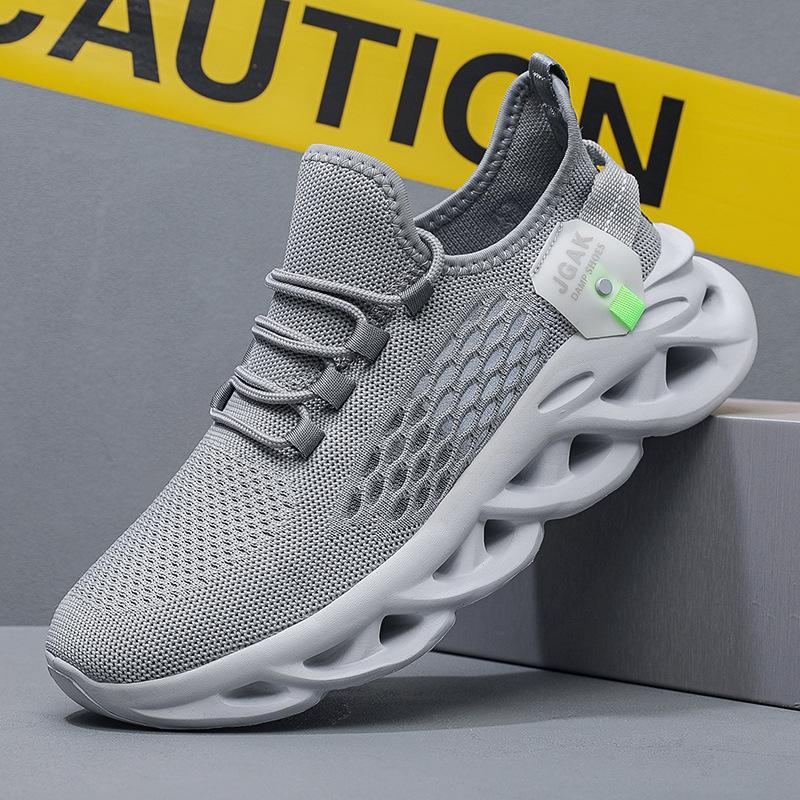 Extra large size. Size men's shoes summer sports and leisure models breathable thin mesh twist sole shoes lightweight men's shoes