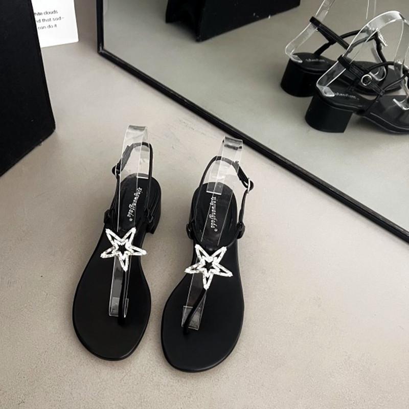 Fashion Cute Heart Rhinestone Decoration Clip Toe Sandals Women Summer Fashion Wedge Chunk Square Heel Flat Sandals for Girls Beach Shoe