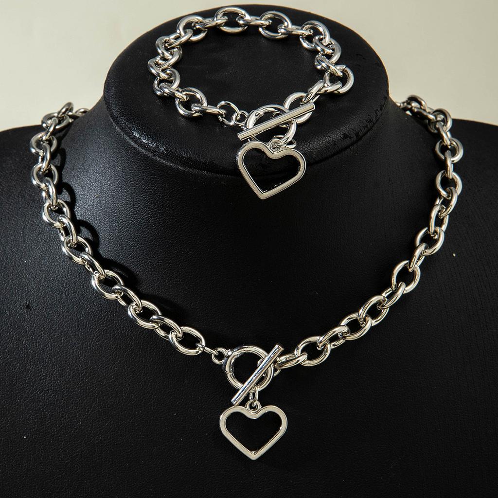 Vintage Punk Ins Blogger Love Pendant, Metallic Texture Exaggerated Thick Chain Hip Hop Fan Necklace