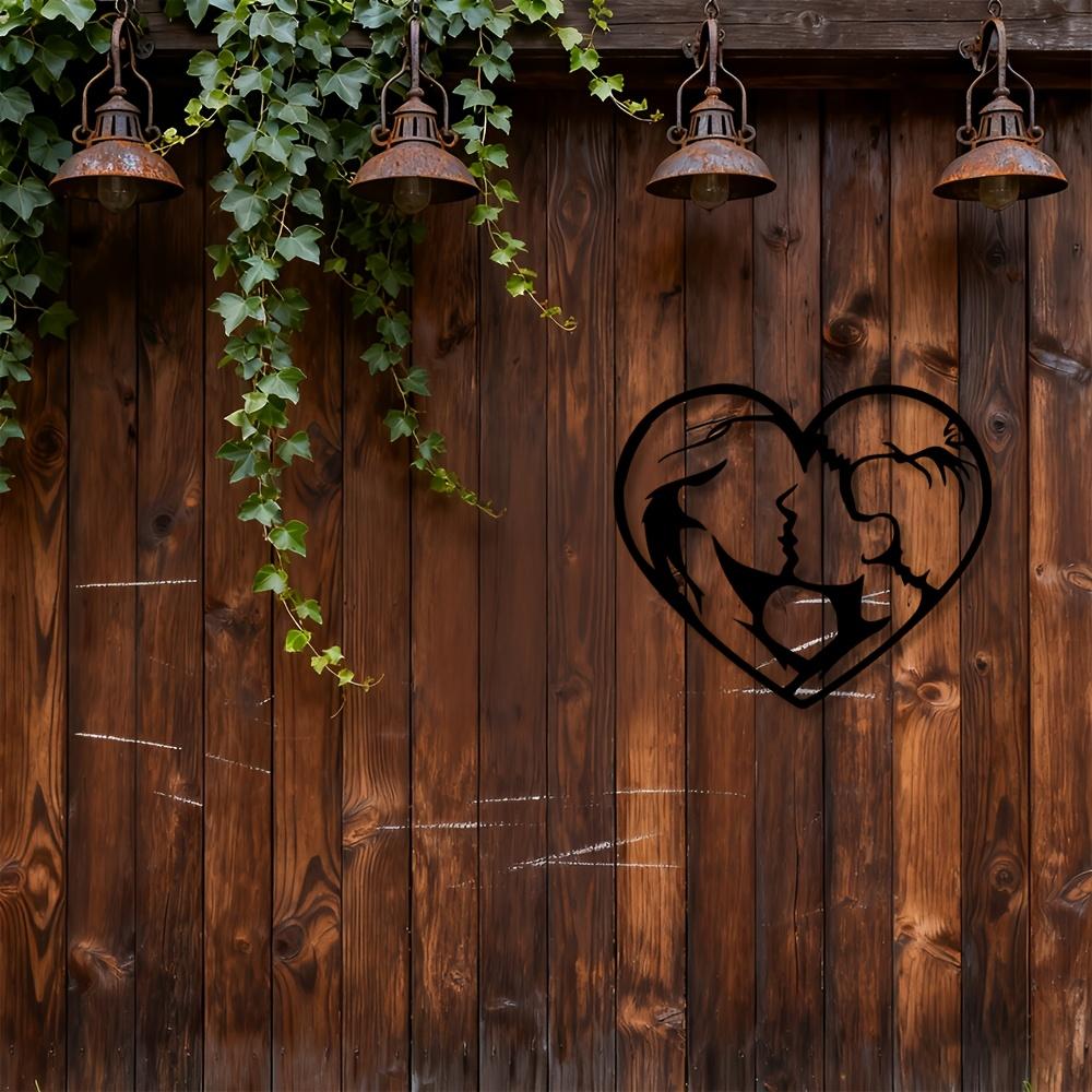 2D Flat Wall Art Couple Kissing in Heart Shape, Iron Metal Decor for Living Room Bedroom Office, 1pc