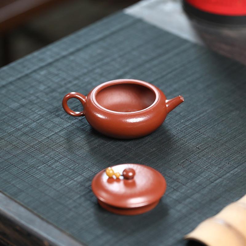 Chinese Yixing Handmade Purple Clay Teapot Raw Ore Zhu Mud Tea Pot Small Capacity Beauty Kettle Tradition Zisha Teaware 80ml