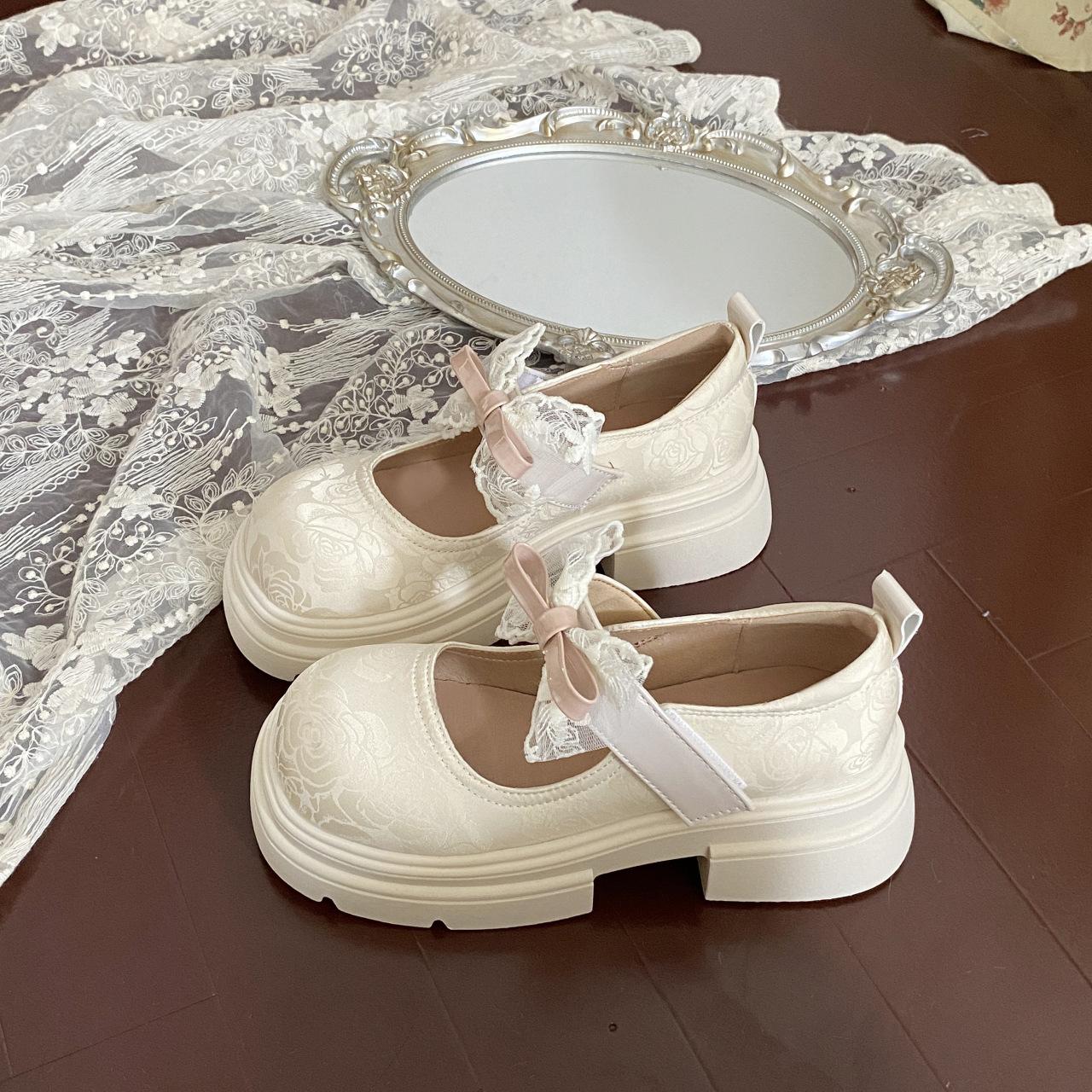 

Белые круглые японские туфли jk с юбкой на платформе, маленькие кожаные туфли для женщин, новые летние туфли Mary Jane 2025 года с неглубоким горлом 39 бежевый