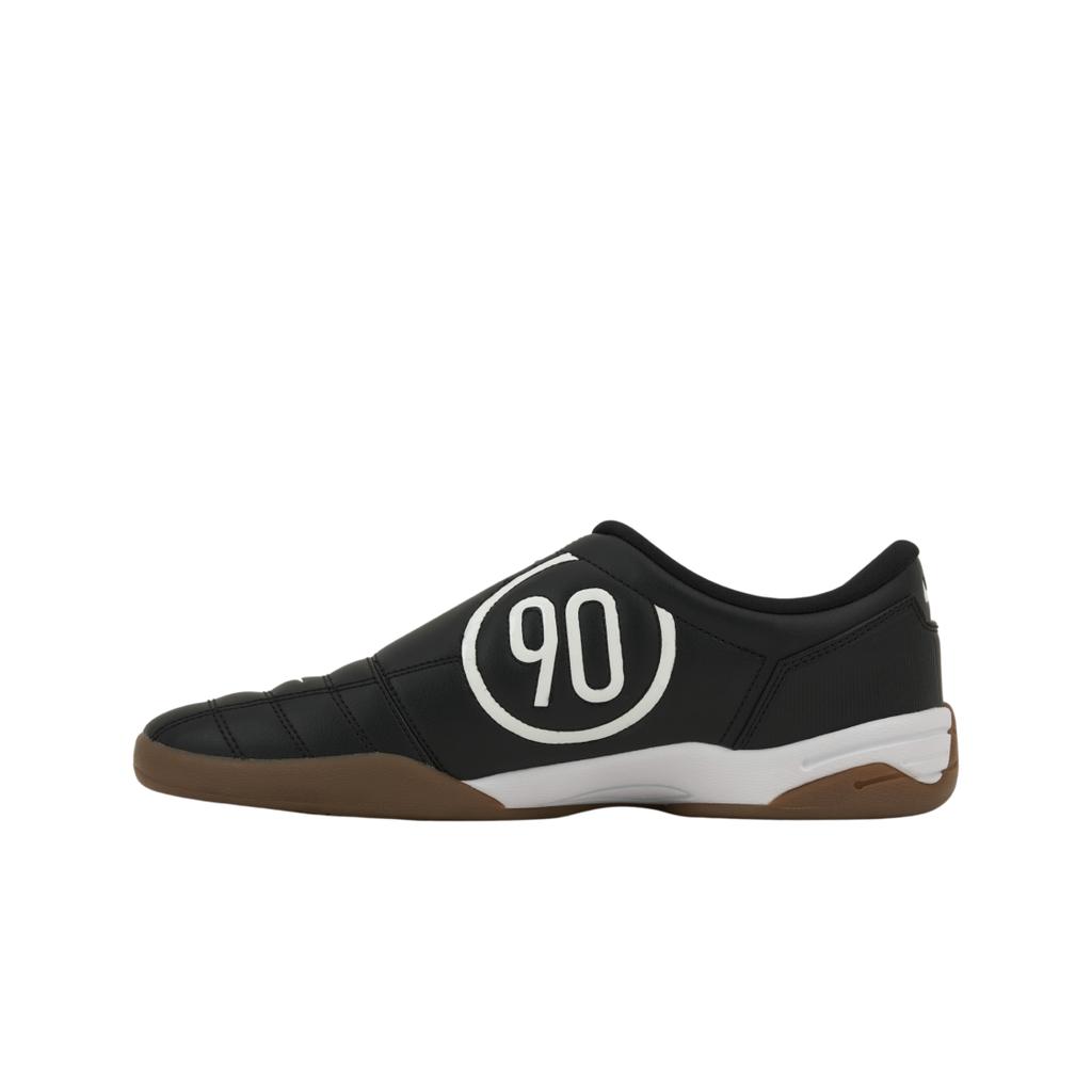 Nike Total 90 III Comfortable Fitting Low-Profile Soccer Shoes Women sneaker Black IO2387-001