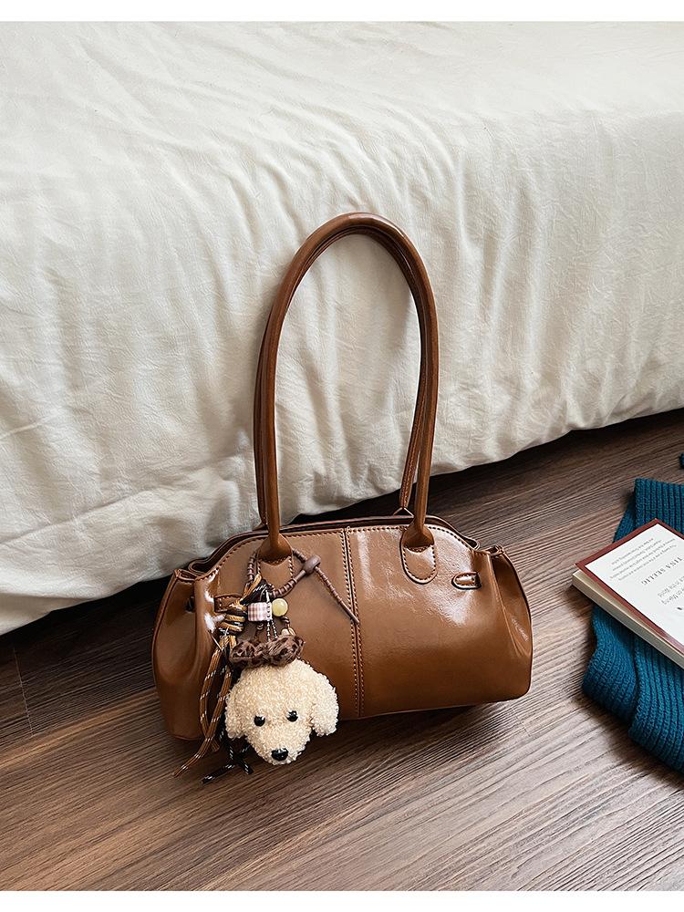 Simple and Versatile Shoulder Bag, High-end Casual Commuting Underarm Bag
