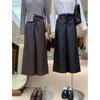 Partea inferioară (Îmbrăcăminte damă) – Capri și pantaloni