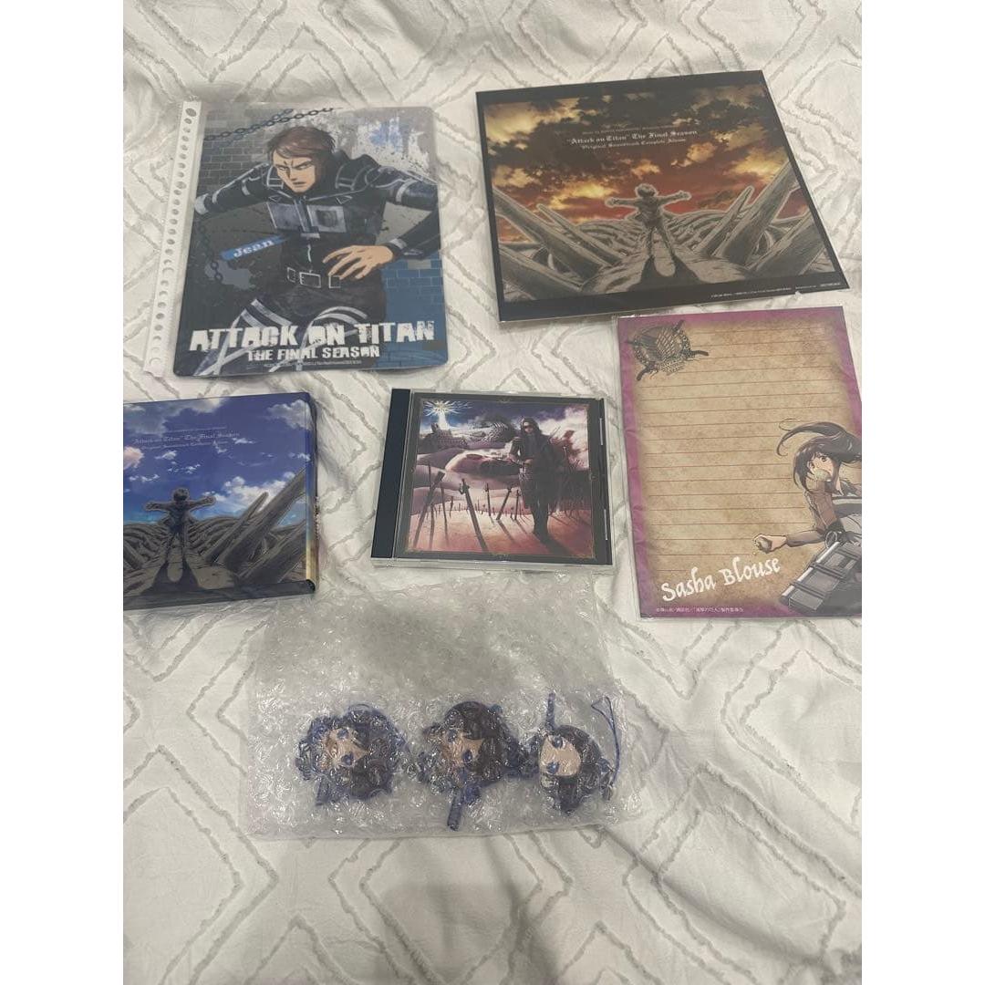 Used Attack on Titan character goods combination