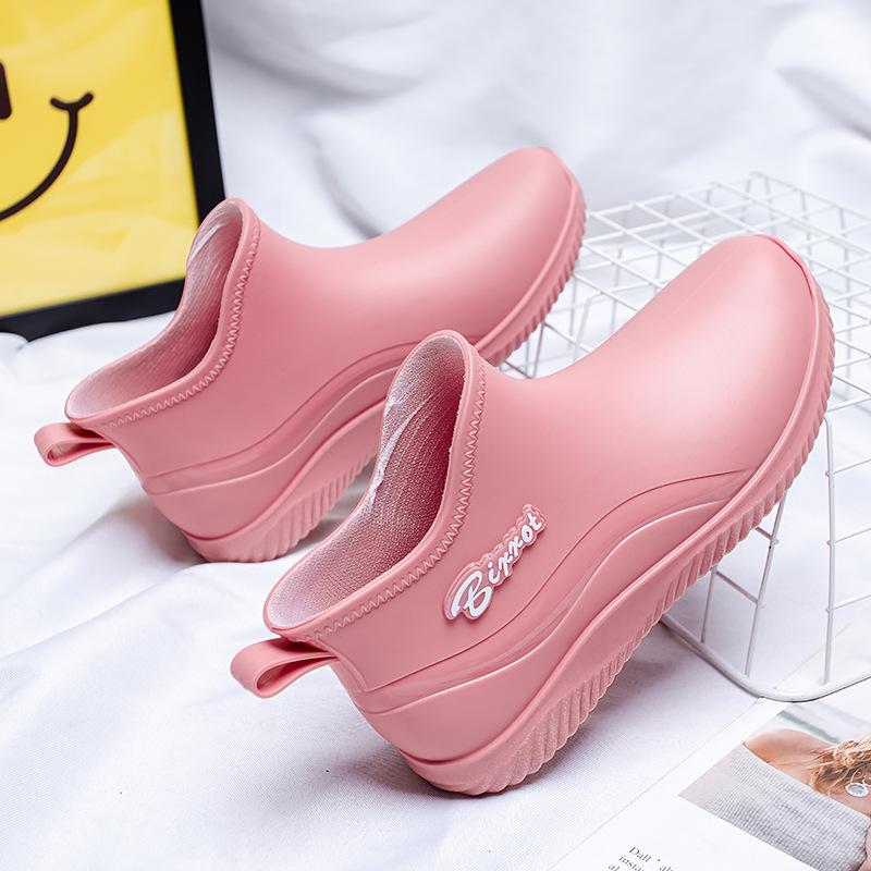 2025 short tube fashion rain shoes men, non-slip shoes low-top outdoor car wash waterproof shoes lightweight