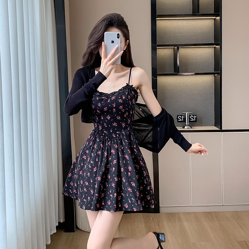 Beautiful Girl Black Floral Print Mini Dress Thin Strap Ruffle A Line Dress High-waist Slim Casual White Short Dress Summer Casual Beach Party Dress