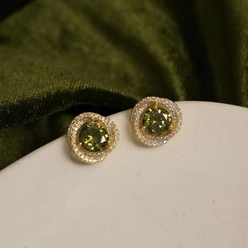 High-End Garnet Red Zircon Diamond 3D Hollow Fashion Earrings for Women