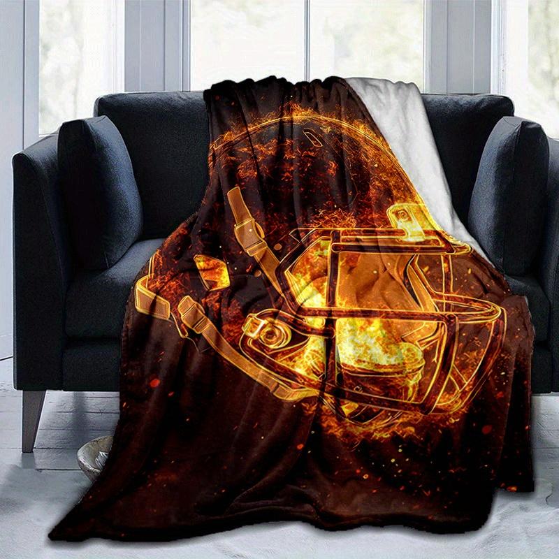 1pc Flame Helmet Printing Lightweight Flannel Blanket, Comfortable and Warm Blanket,  Sofa Bed and Couch Office, Suitable for Gift Blankets