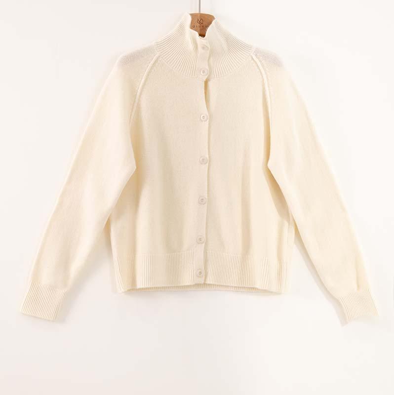 

Age-reducing lazy turtleneck versatile Quan wool knitted cardigan women s autumn and winter loose and thin soft waxy coat sweater M белый