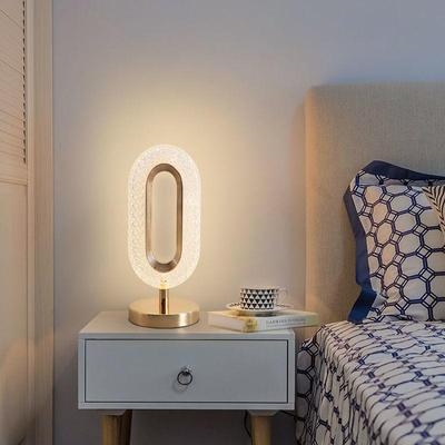 Stolní lampa Světlo Luxusní Ložnice Noční lampa Moderní Jednoduchost Kreativita Teplá a romantická severská lampa Stmívací LED pokojová stolní lampa