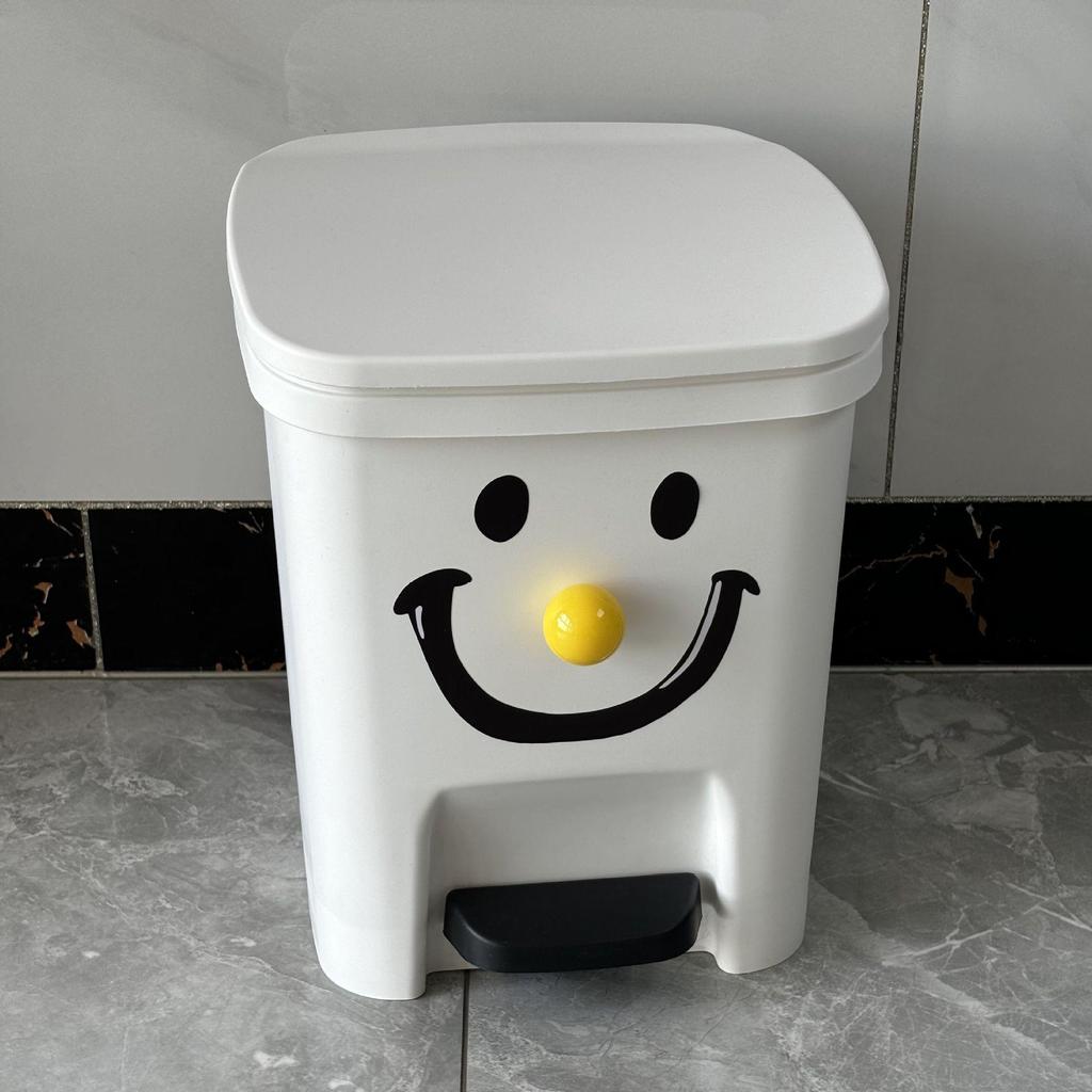 New Smile Clown Trash Can: Large Capacity Foot Pedal Bin with Lid, Stylish Design for Home, Bedroom, Living Room, and Kids' Room