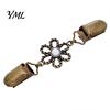 Clothing Fasteners Clip Hollow Flower Cardigan Sweater Clip, Vintage Women with Retro Shawl Brooch Faux Pearl, Cincher for Dress Pants Scarves
