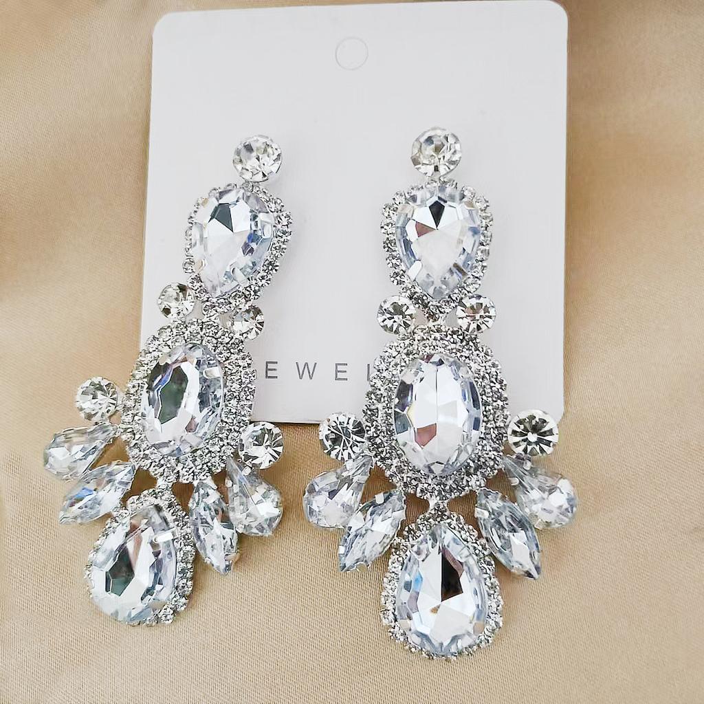 Emerald White Earrings Temperament Geometric Stud Earrings High Sense Light Luxury Female Versatile Exaggerated Water Drop Ears