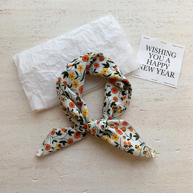 Quadratischer Schal aus Baumwolle und Leinen mit floralem Tupfenmuster - Retro & frisches Kopftuch