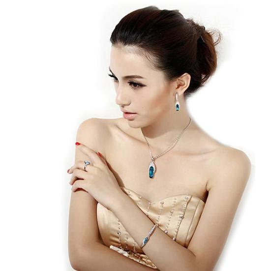 Bracelet Elegant Skin-friendly Rhinestone Fashion Bracelet Bangle for Dating