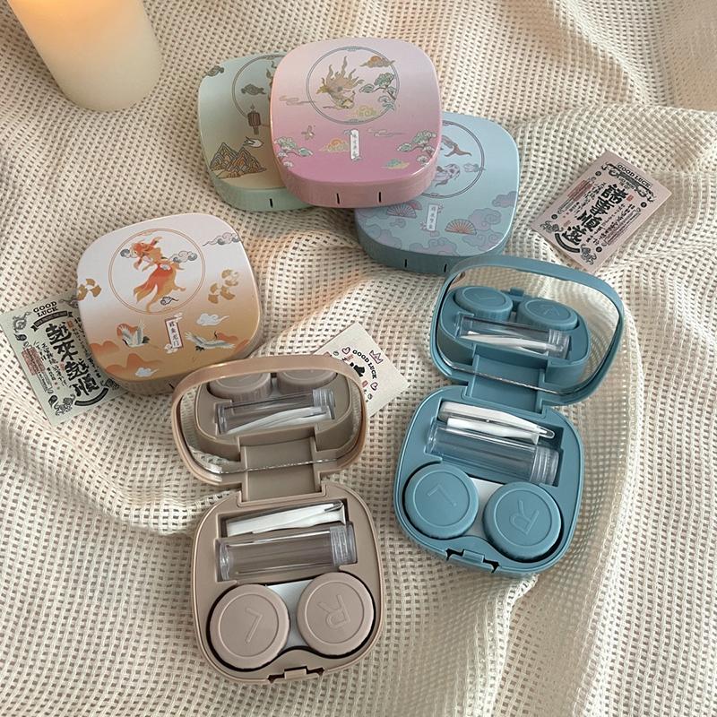 Tragbarer Minimalistischer Koi-Fisch Muster Pflege Kontaktlinsenbehälter Box Beauty-Linsen Aufbewahrungsbox Mini Reise-Set