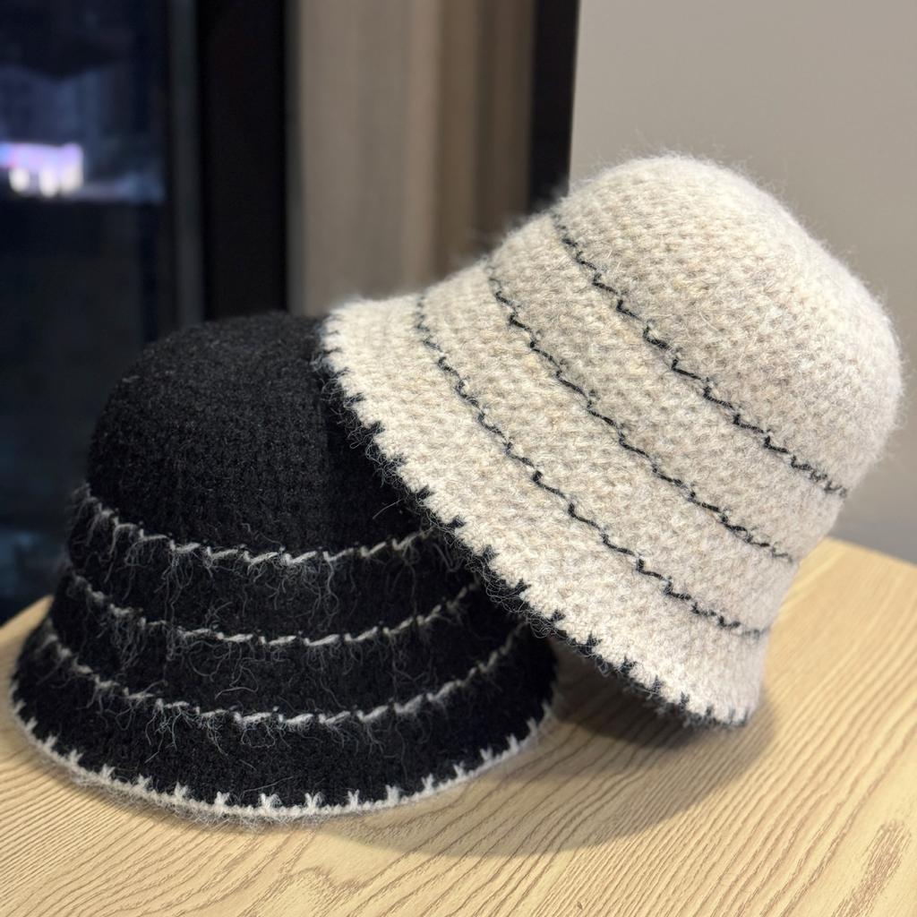 Korean-style autumn and winter fisherman hat for women, new versatile color-blocking design, makes the face look smaller, knitted bucket hat,
