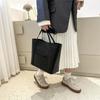 Stylish Retro Fashion Black Tote Bag For Women Large Capacity For Commuting