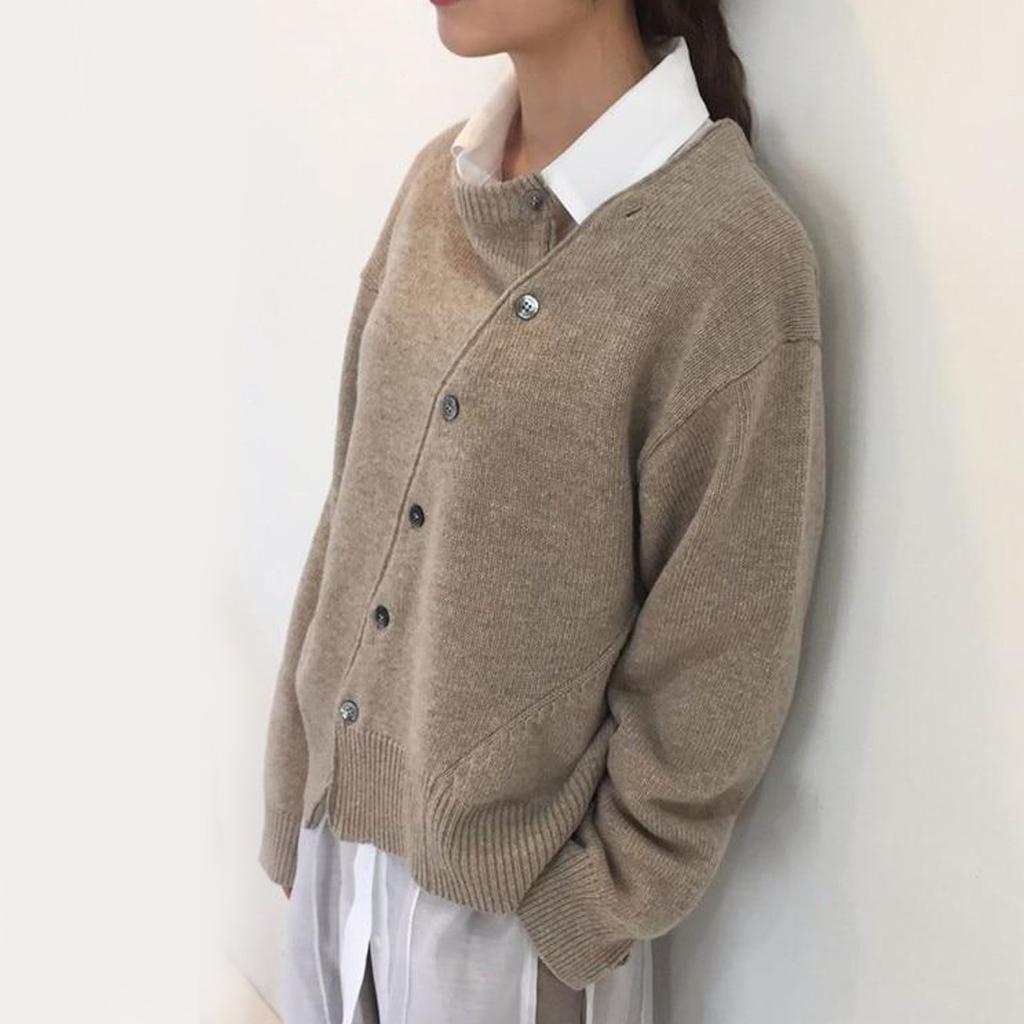 Women's  Buttoned Irregular Sweater Cardigan Round Neck Knitted Kacket