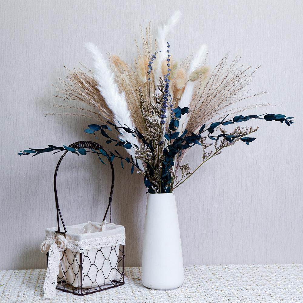 

Производство букетов из сухоцветов из камышовой пыли Юньнань и хвоста кролика