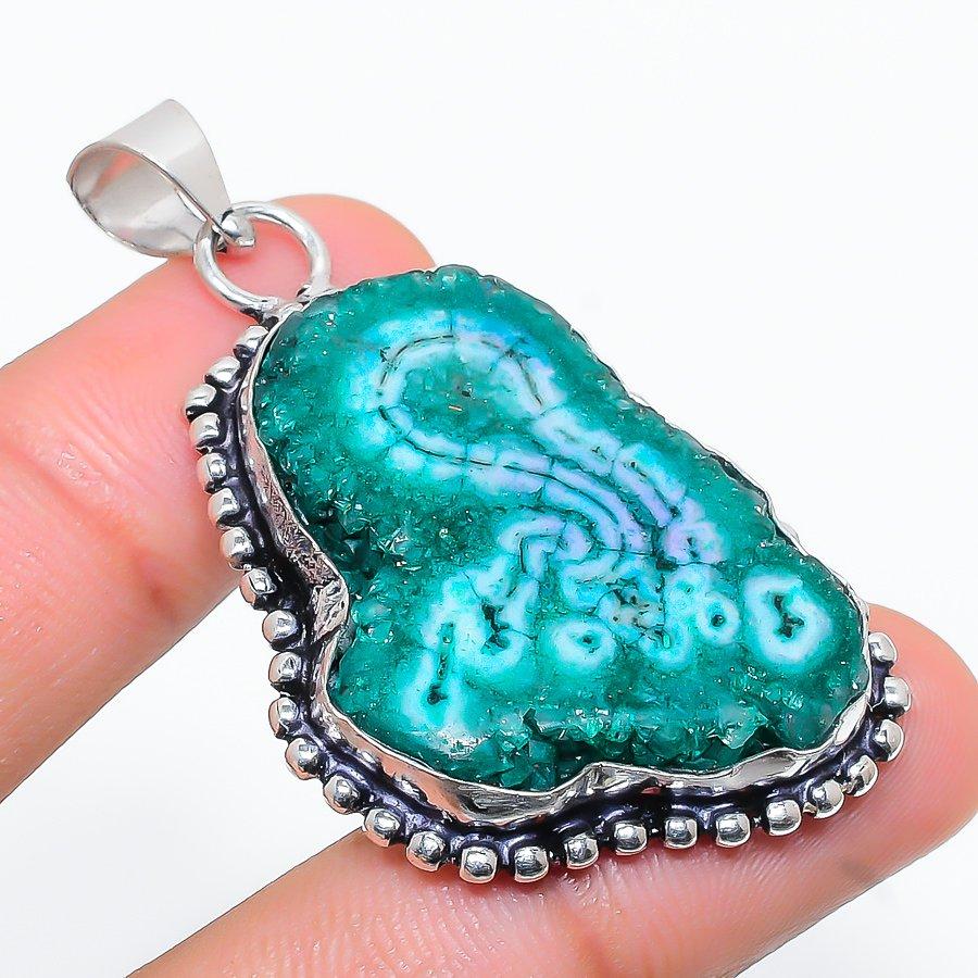 

Natural Green Solar Quartz Gemstone 925 Sterling Silver Pendant 2.05 t2s18