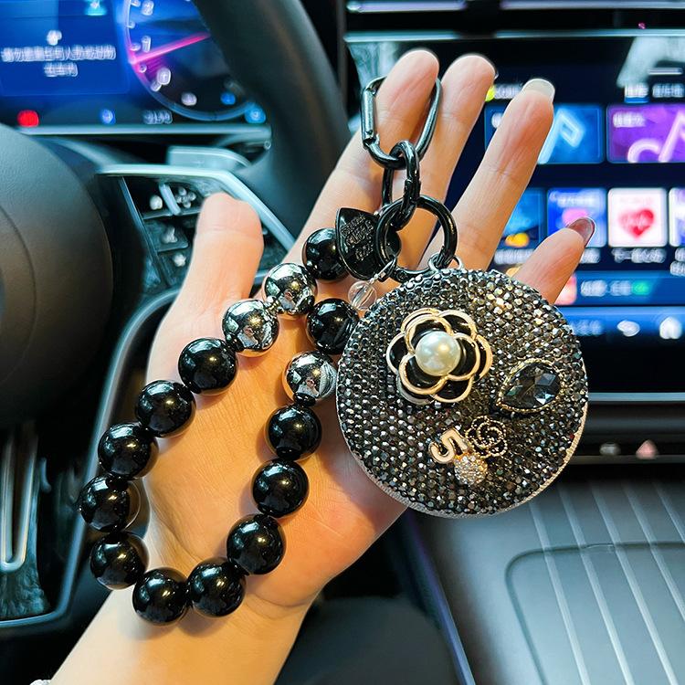 Diamond-encrusted Xiaoxiangfeng folding mirror keychain creative bead string portable car key chain makeup mirror bag pendant