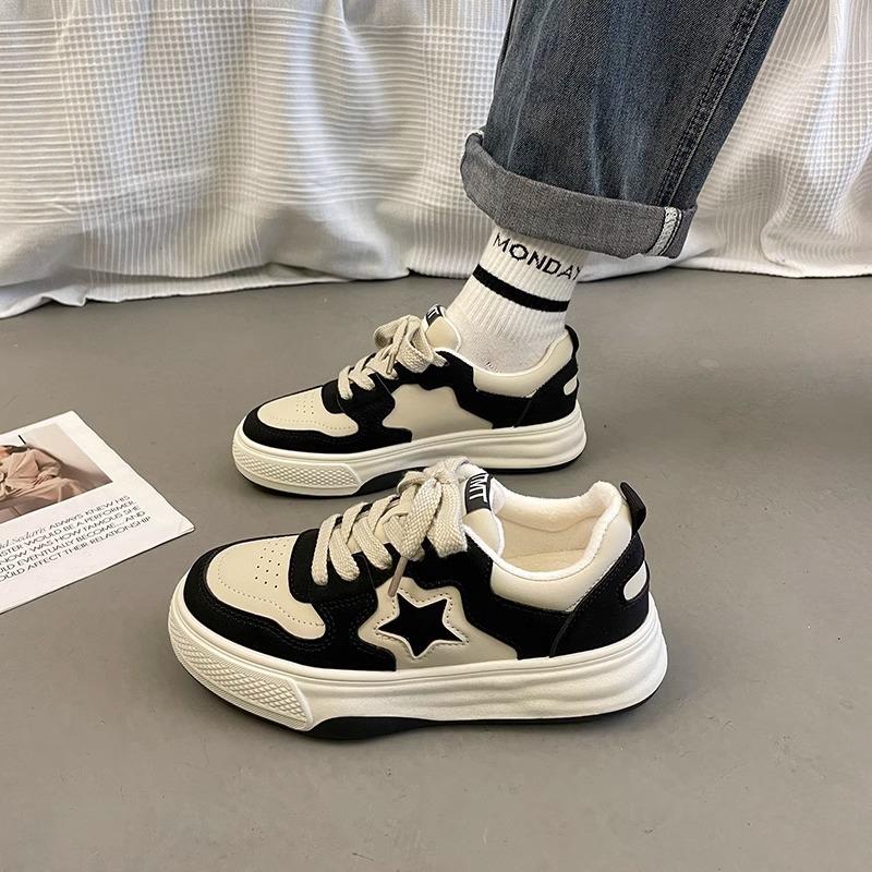 Platform White Shoes Women's Summer 2025 New Versatile Popular Board Shoes Heightening Breathable Sports Casual Shoes Ins Tide